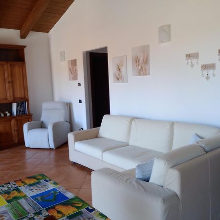 Casa Nicca Lägenhet Oleggio Exteriör bild