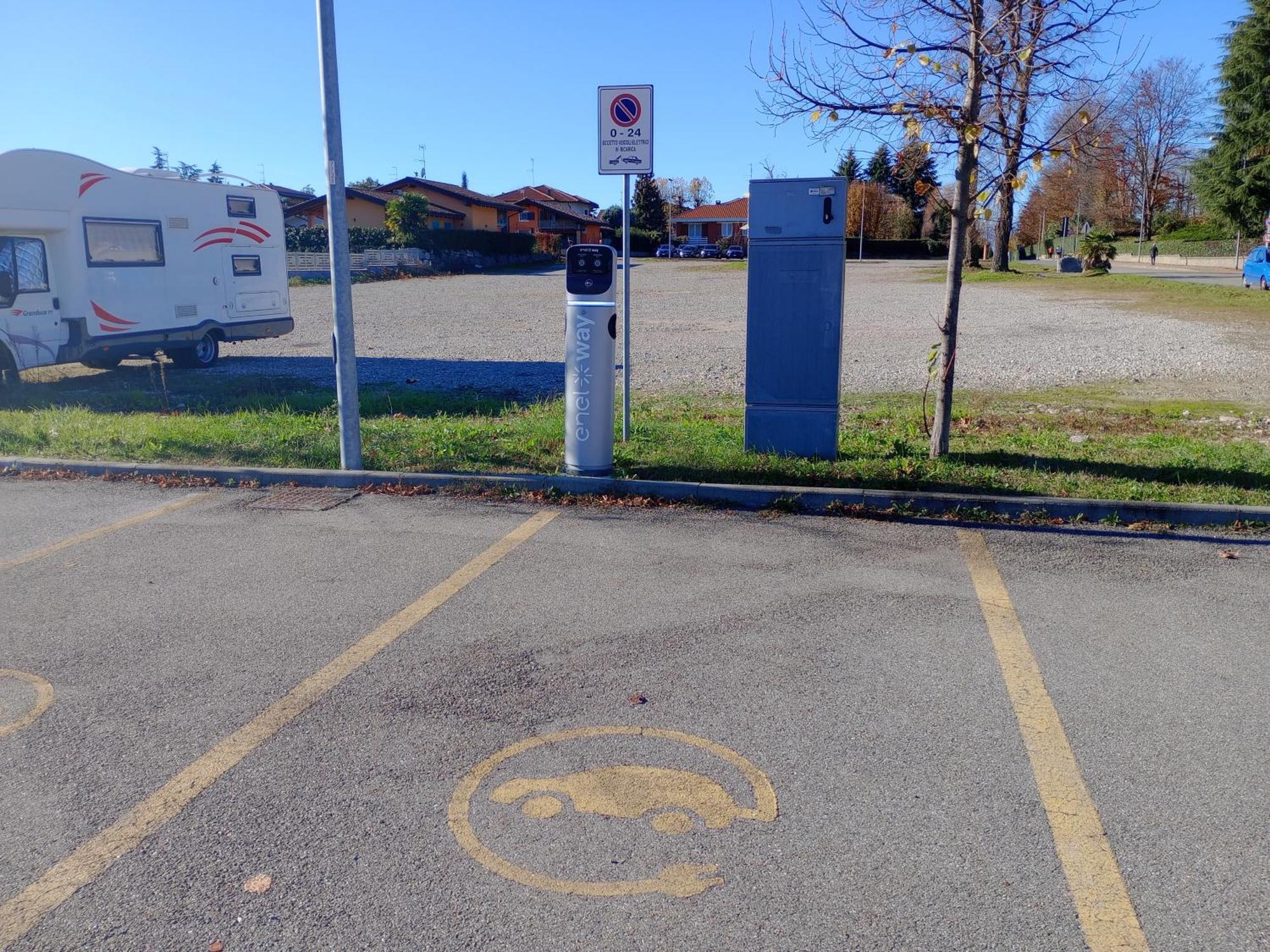 Casa Nicca Lägenhet Oleggio Exteriör bild